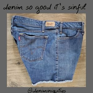 Best Ever Jean Shorts Levi's Cutoffs sz 14 32
